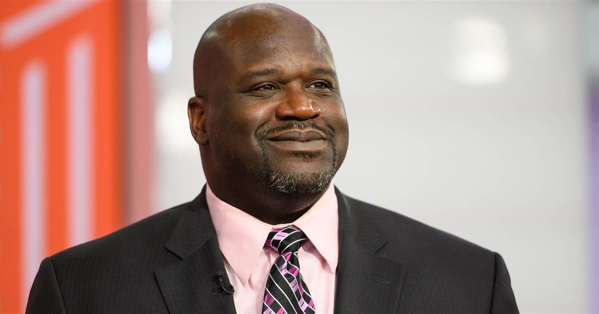 jeffcharlesjr's tweet image. Shaq helps young man pay for engagement ring: 'I'm into making people happy' 

#ThisIsBlackCulture

buff.ly/2Q95P2f