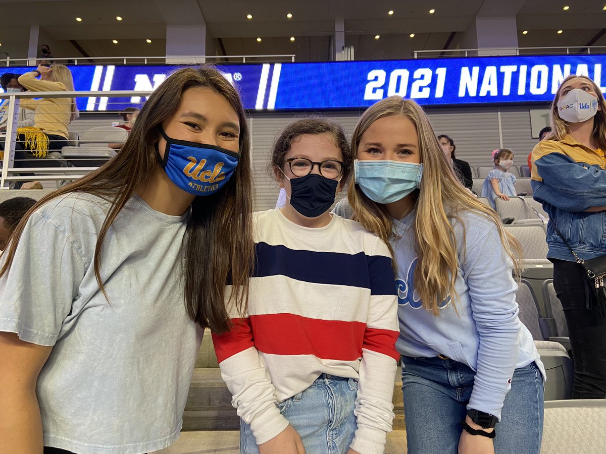 meredithstone's tweet photo. #ncaagym https://t.co/mG8dDDuEv0