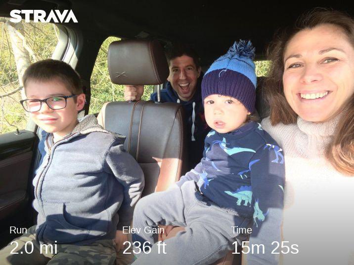 GabrielaHitchc1's tweet photo. Incredibly short run (didn’t have time for more) after our 1st outdoor cinema visit 🎥 🍿 Kids really enjoyed it 😄 They could sit at the front without us telling them to go back 😂😂😂 #Easterholiday #familyfuntime #running #sunwasout https://t.co/0lxGlsMC6O