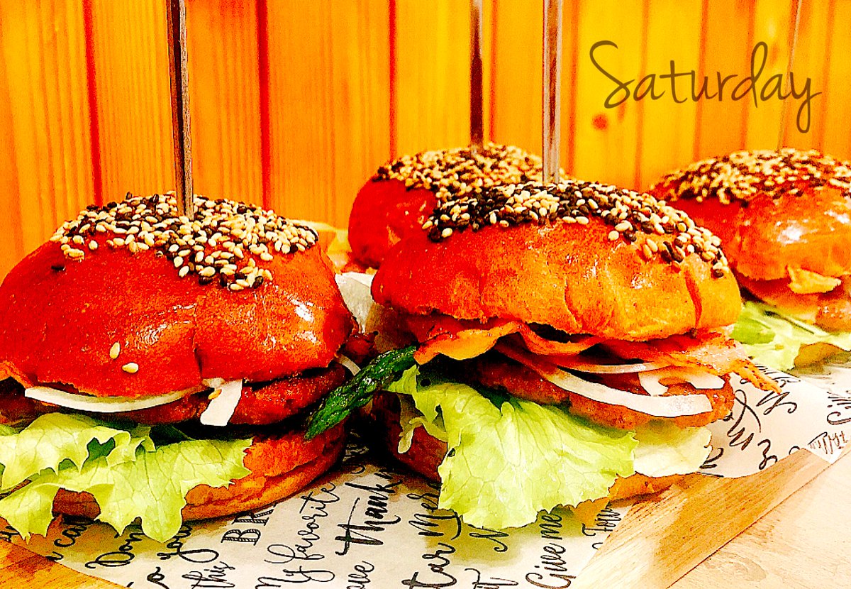 手作りハンバーガー