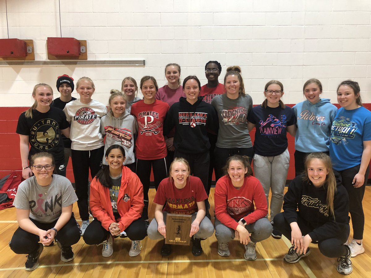 jhodson16's tweet photo. Proud of these track athletes!  The girls were runner up @ Neligh-Oakdale!  Each meet we pick Athletes of the Meet &amp; these are the stars up to this point. ❤️track @PHSPiratePride https://t.co/rGocue4Hbs