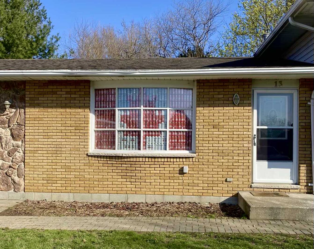 fullbins's tweet image. Oldest son finished up his 2 years at ridgetown college this week.  Him and his room mates got creative with window blinds.  250 plus empties ⁦@VickhavenFarms⁩