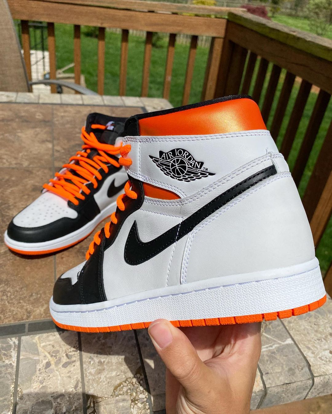 Fullress 7 17 発売予定 ナイキ エア ジョーダン 1 レトロ ハイ Og ホワイト エレクトロオレンジ ブラック Nike Air Jordan 1 Retro High Og White Electro Orange Black 5550 180 T Co Ewov03tzkq T Co T0tpwfroq0 Twitter