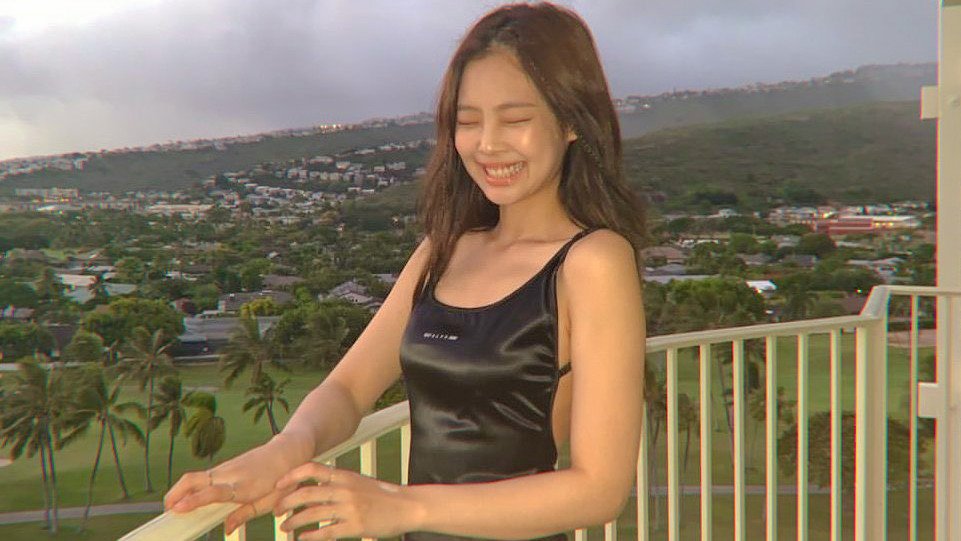 jennie tweet media
