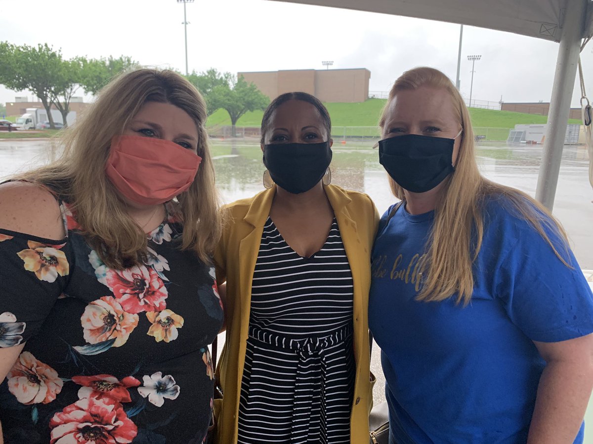 Brazos Bend Elem. (@bbe_bullfrogs) on Twitter photo So excited to honor our 2020-2021 Teacher of the Year <a href="/lindskulhanek/">Lindsay Kulhanek</a> today! We are so proud of you! Thank you FBISD! <a href="/stephanie_viado/">Stephanie Viado</a> <a href="/ShannonRFields/">Shannon Fields</a> <a href="/BBESpecials/">Specials Team</a> So excited to honor our 2020-2021 Teacher of the Year <a href="/lindskulhanek/">Lindsay Kulhanek</a> today! We are so proud of you! Thank you FBISD! <a href="/stephanie_viado/">Stephanie Viado</a> <a href="/ShannonRFields/">Shannon Fields</a> <a href="/BBESpecials/">Specials Team</a>