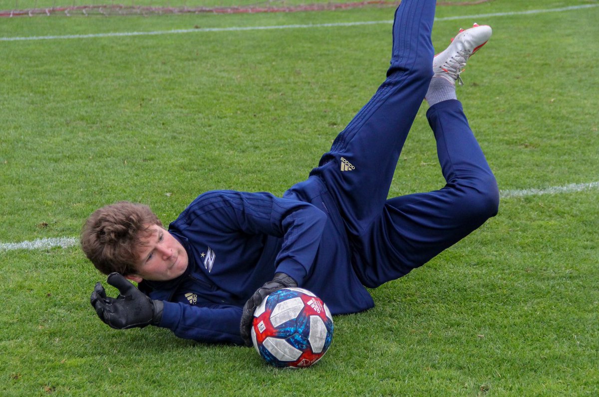 ZipsMSoc's tweet photo. Goalkeeper appreciation post. That is the tweet. 🧤

#ZipsRiseTogether 🦘 https://t.co/fTQdygwEWz