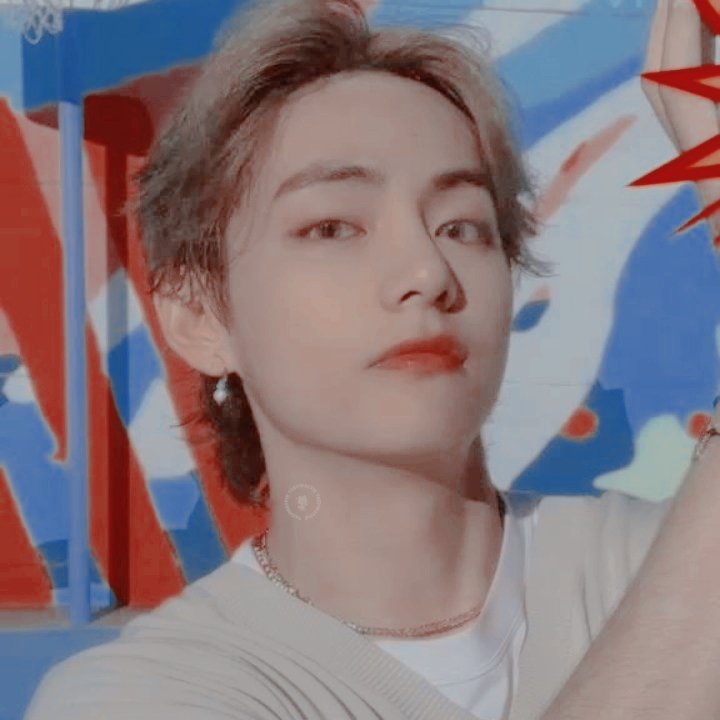 ᴛᴀᴇʜᴡᴀғғɪᴇ ᴇᴅɪᴛs ( HIATUS ) tweet media