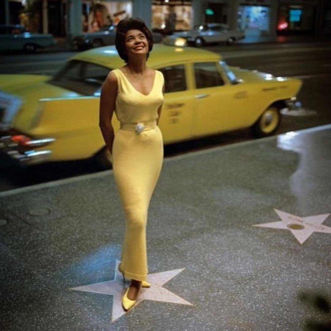 PoisedMagazine's tweet image. Sunshine #NancyWilson