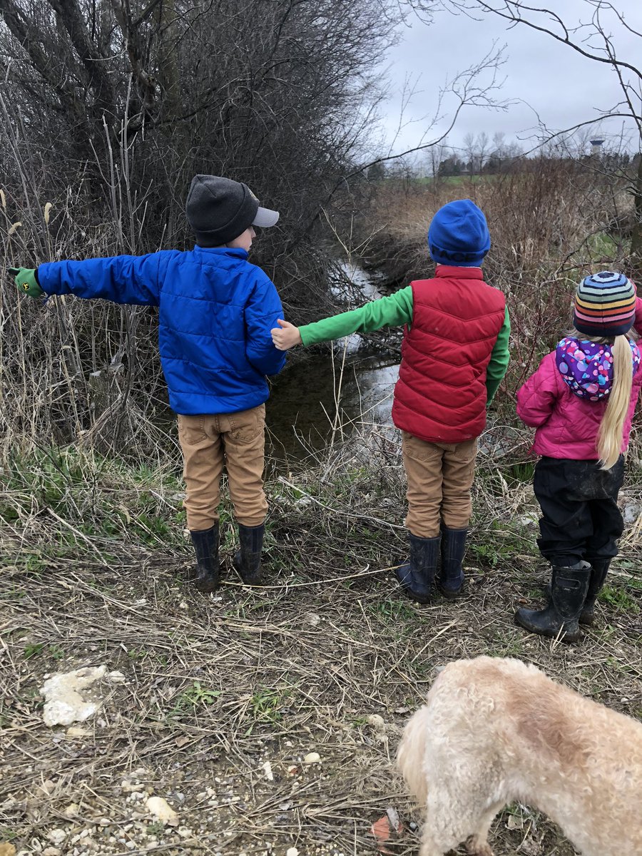 mrslake123's tweet photo. One side of bridge we throw rocks in for hard/stress/upsetting things. Other side we throw in rocks for good stuff. Youโll be amazed at what your children say! Coronavirus was named a few times today (7x on ๐side & 2x๐). Find the silver lining and of course #joinusoutside https://t.co/i5lVL7thaQ