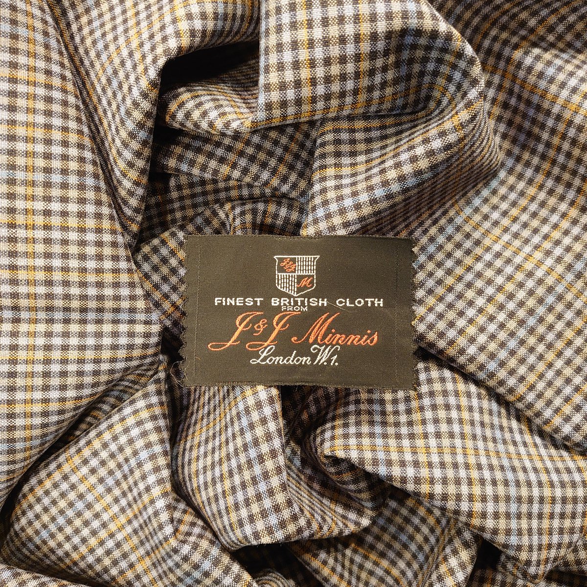 tailorteramoto's tweet photo. ミニスのオーダージャケット地。
クールウールで織られたカラフルなチェック柄です。
J.&J. Minnis
COOLWOOL
CHECK
VINTAGE 1986
#jjminnis #minnis #coolwool #check #jacket #ミニス #クールウール #チェック #ジャケット
https://t.co/Qs3j7B1U8B https://t.co/rlgSmZAuXp