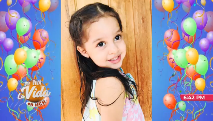HCHTelevDigital's tweet photo. 🎂🎂Muchas felicidades para Lía Sofía Pérez, la pequeña y única nieta de nuestra compañera #AnahíPérez de #QuevivalaVida, la bella princesita estará cumpliendo sus 4 añitos de vida este domingo por lo que le deseamos muchas bendiciones y que crezca sana #HCHFelicita  🎂🎂 https://t.co/agaNxgq7CI