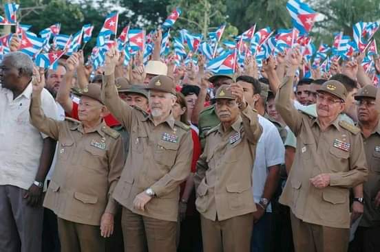 ArielMA1963's tweet photo. Que clase de partido tenemos carajo. Es un partido del pueblo,  que jamás ha dejado de ser guía y ejemplo en la construcción revolucionaria. #SomosCuba #SomosContinuidad #8voCongresoPCC @DiazCanelB https://t.co/rmMbPxGZmB