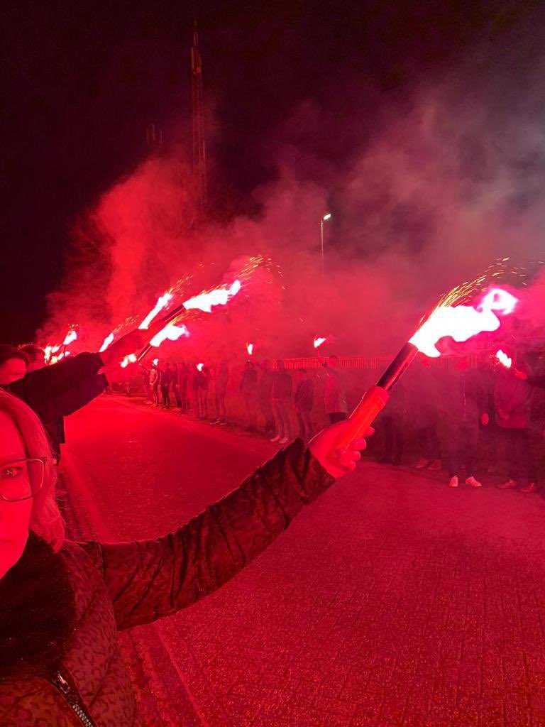 vvDETO's tweet photo. Indrukwekkend eerbetoon aan Kevin Aman bij afscheid op ons sportpark gisteravond. R.I.P. Kevin! Ambassadeur van onze club, nummer 11, “Gone but never forgotten”. https://t.co/hapZqC5Acf