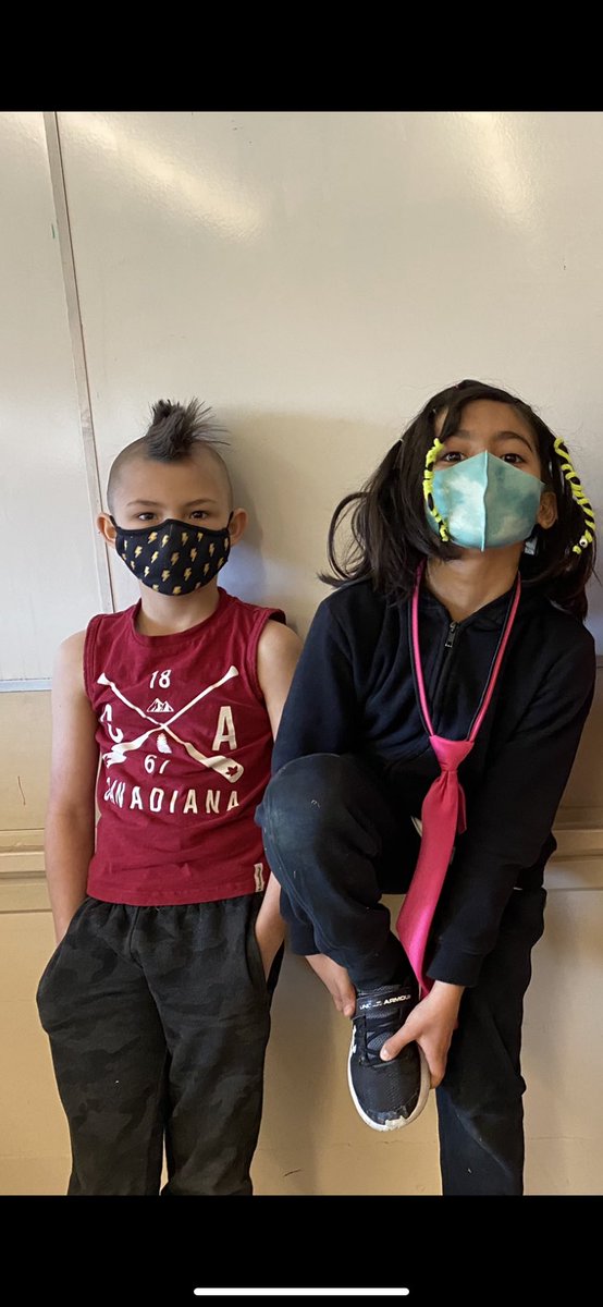 QESchoolyxe's tweet photo. Our staff and students had some very creative ideas for Wacky Hair Day today! https://t.co/KvKW8AtqD9