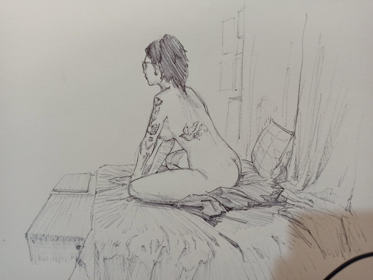 nic_cortes_'s tweet photo. #figuredrawing https://t.co/iggiR8Ewoj