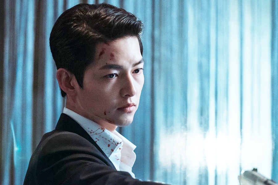 soompi's tweet photo. "#Vincenzo" And #SongJoongKi Rise To No. 1 On Most Buzzworthy Drama And Actor Lists https://t.co/lMeKOd5ELW https://t.co/3Fal9ll32T