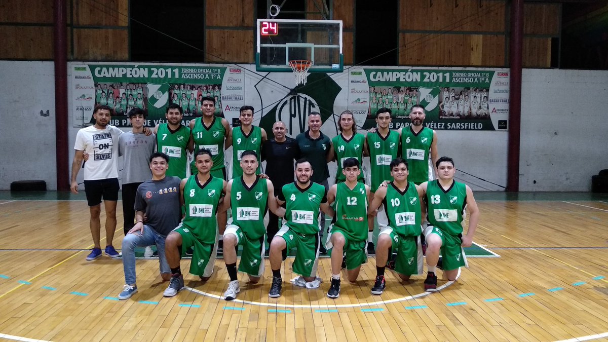 basquetpvs's tweet photo. Final del partido #Fecha2 🏀 muy buen partido!!

#Primera 
#CPVS 79 - Bochas 49

#TorneoEstrellasBlancas
#VamosPVS #ACBB https://t.co/EKOu2DtmMs