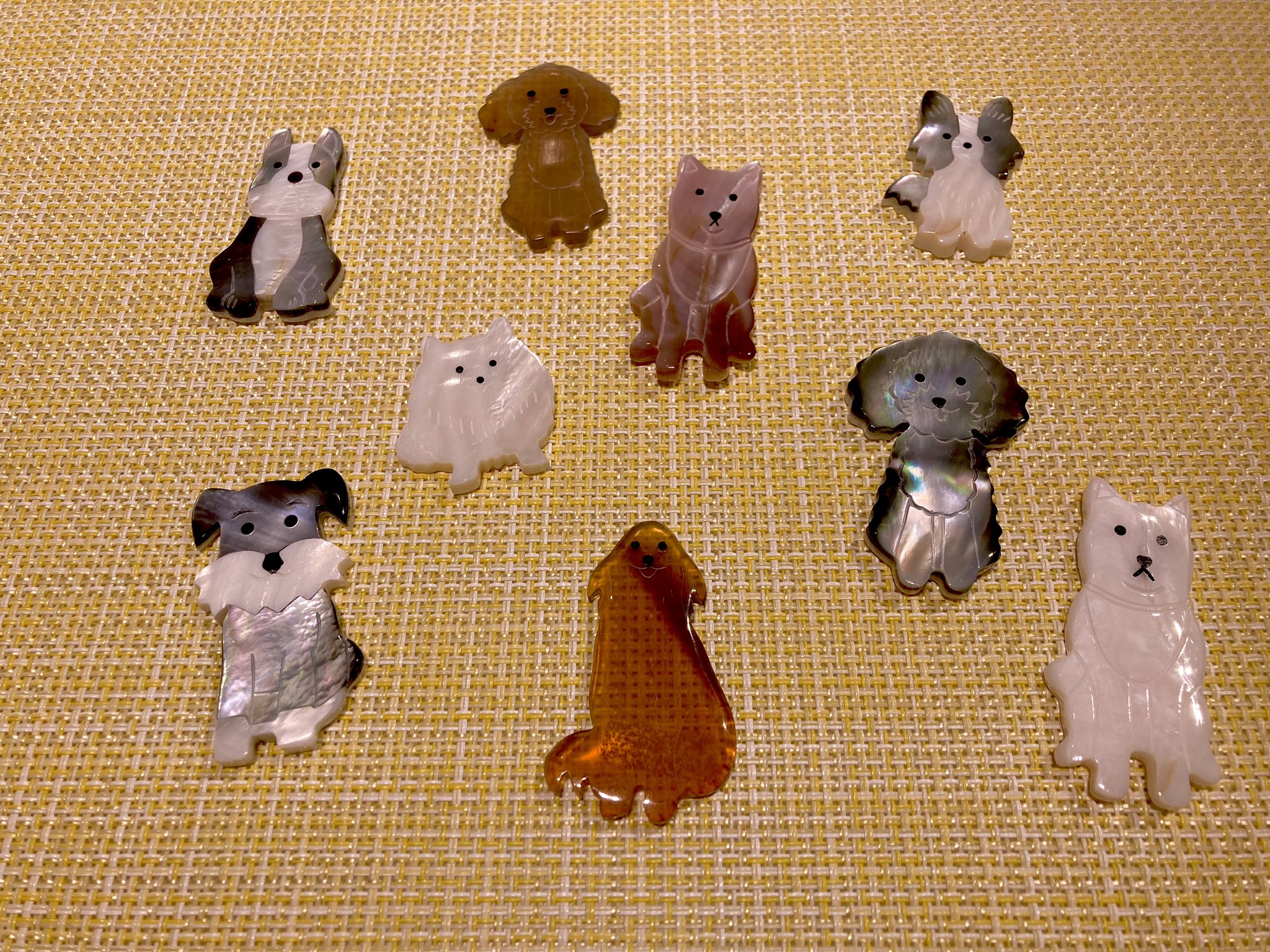 銀座 伊東屋 大人気 てふ の箸置きに新しい犬種が仲間入り 貝細工なので一つ一つ色合いが違います お気に入りの子を見つけて下さい G Itoya6f Home 箸置き 犬 伊東屋 T Co Fiyl6qm9km Twitter