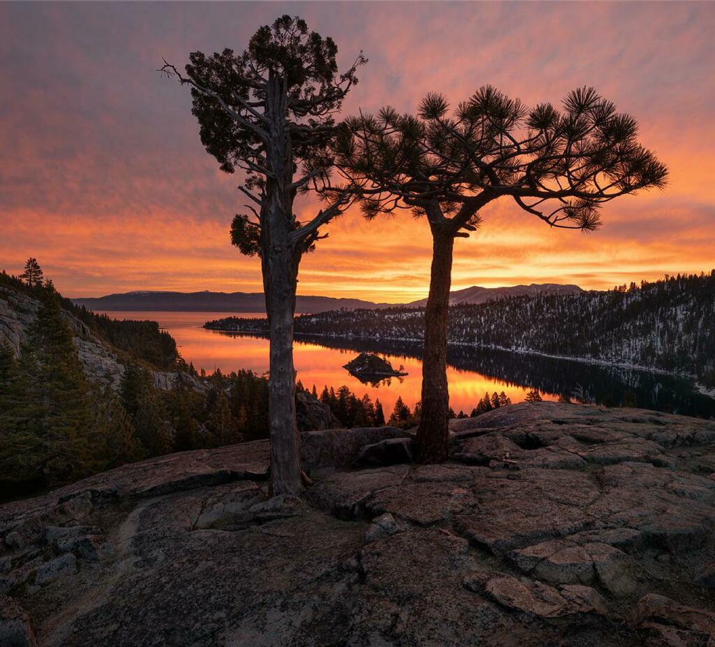 couplesmap's tweet image. Lake Tahoe Sunrise. [OC][1536×1040] #Nature, EarthPorn