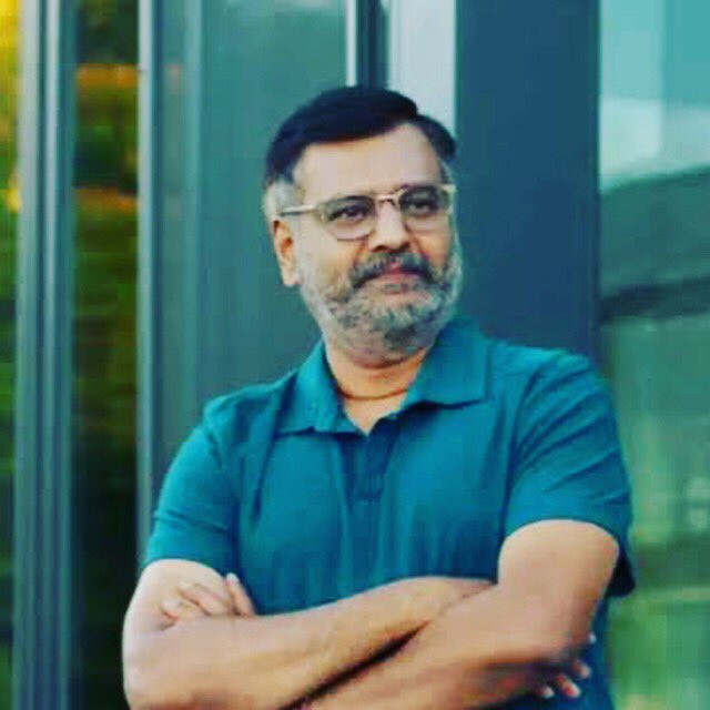 ElizabethSuraj's tweet photo. Rest In Peace Vivek sir 🙏 https://t.co/AKGbkw8Nos
