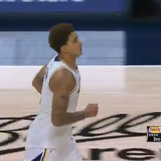 Kuz hustle... @kylekuzma is getting it done on both ends this season! ๐
The @Lakers take on the Jazz TODAY at 4:30pm/et on ESPN https://t.co/KkNs7CQ3vV