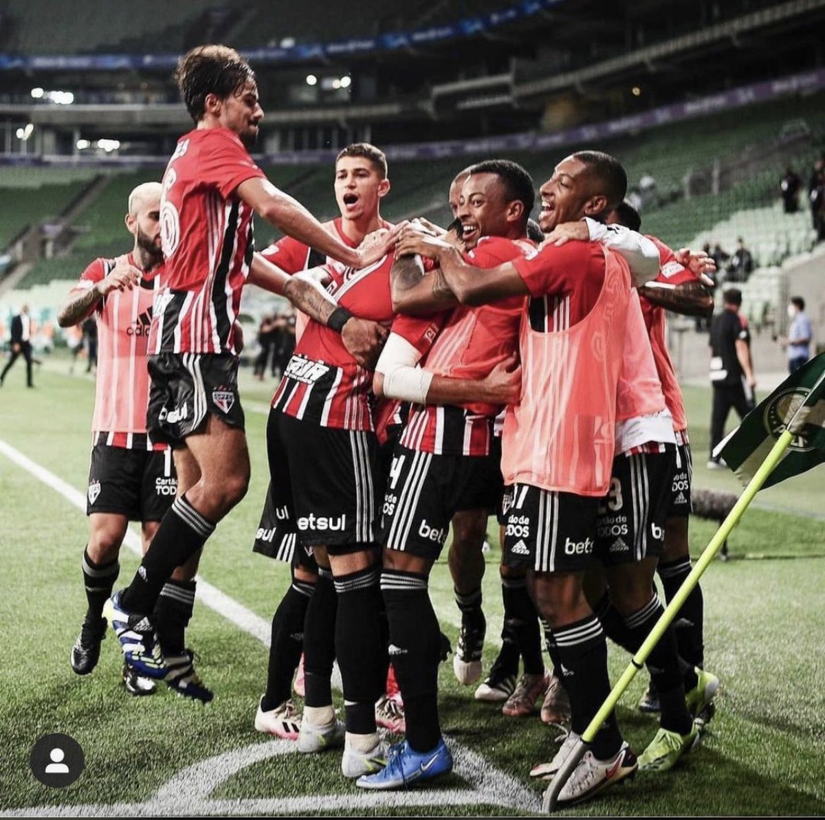 Tallesm10's tweet photo. Vamooos 💪🏾🔥🔥 
+3 https://t.co/TZVraZUWbR