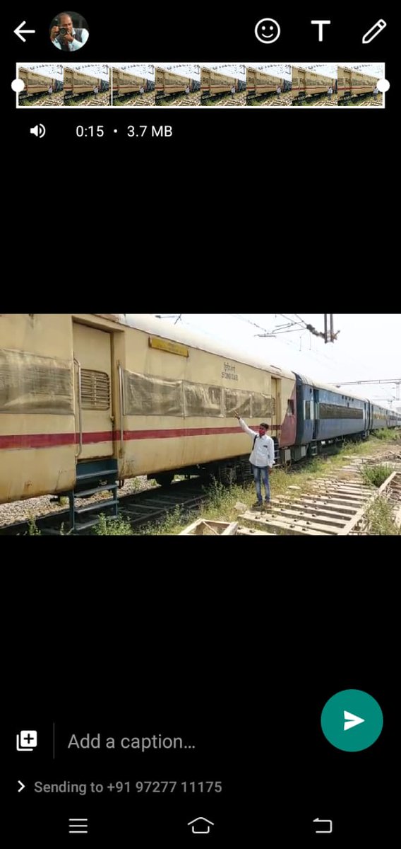 Im_Kp7619's tweet photo. @DRMBRCWR @WesternRly @VMCVadodara @CMOGuj
@PMOIndia @CollectorVad @mpvadodara
વડોદરા શહેરમાં તંત્ર દ્વારા નાગરિકોની સુવિધાઓ માટે લાખો રૂપિયા વાપરવામાં આવ્યા હતા પરતુ આ ડબ્બા હાલ ધુળ ખાતા જોવા મળે છે.અમારી માંગ છે કે તાત્કાલીક નાગરિકોની સુવિધાઓ માટે શરૂ કરવામાં આવે .@GabbarTeam https://t.co/o8yaSnhzNC