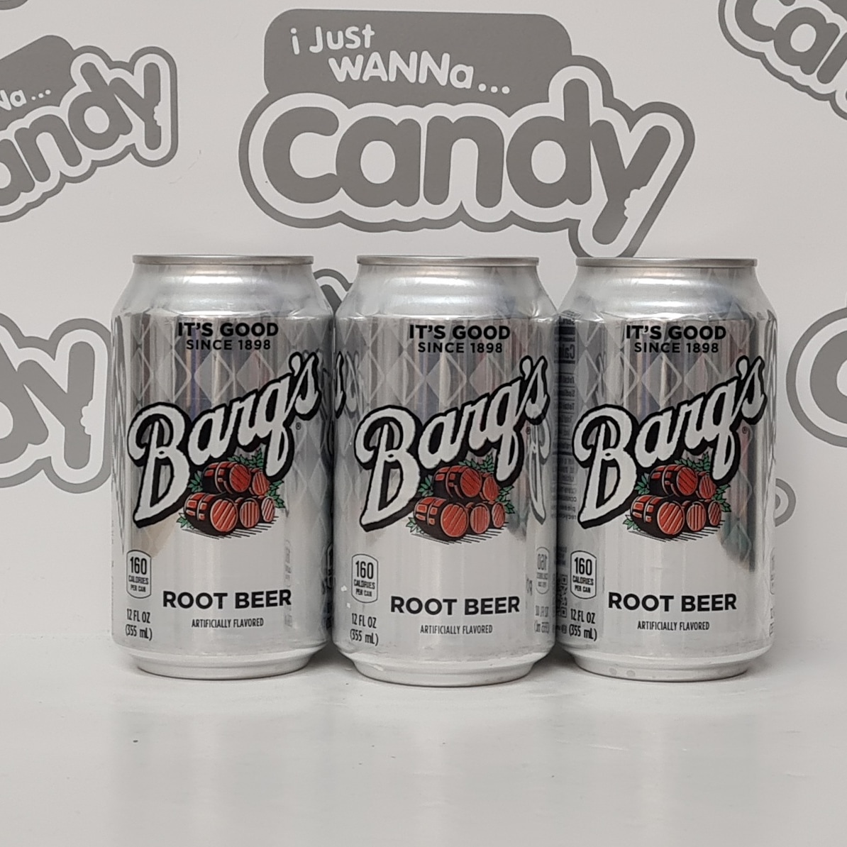Barqs Root Beer is Back 

#barqs #rootbeer #barqsrootbeer 

Order yours from IJustWannaCandy.co.uk 

ijustwannacandy.co.uk/product/barqs-…