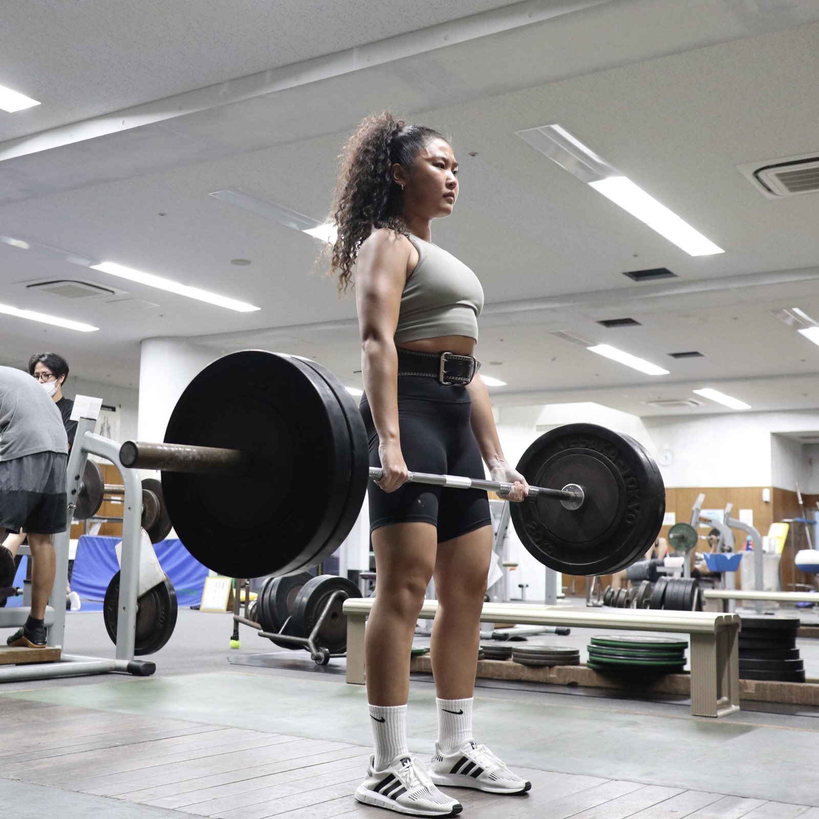 大胸筋ちゃん Twitter筋活2nd 年齢 25才 身長 169 体重 68kg 好きな種目 Big3 トレーニング歴 そろそろ3年 お気に入りの筋肉 脊柱起立筋 目標 ボリューミーでかっこいい体 一言 エロいを通り越してかっこいいと言われたい 宜しくお願いします