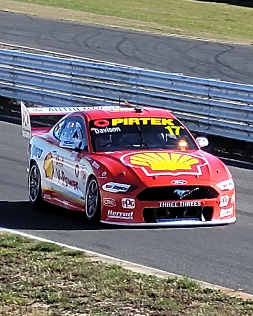 twointasmania's tweet photo. Cracking day of action at #SymmonsPlains and the #V8Supercars. https://t.co/BiNbxA44MI