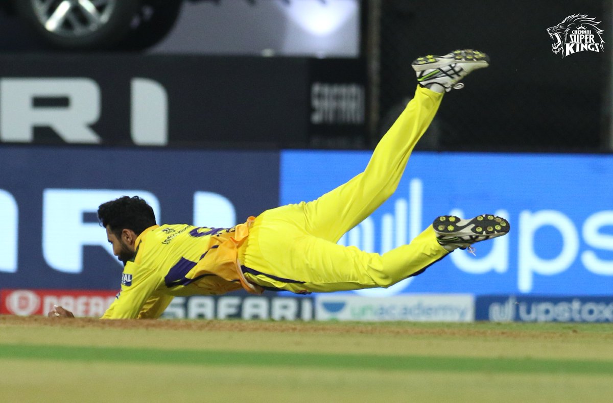ChennaiIPL's tweet image. Lightning before the thunder⚡️ Namma Jaddu is a wonder! #WhistlePodu #Yellove 🦁💛@imjadeja