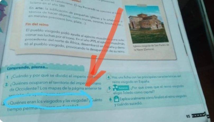 "Allá irá la Cordura con las manos atadas a la espalda".
(Ovidio. Amores, I)