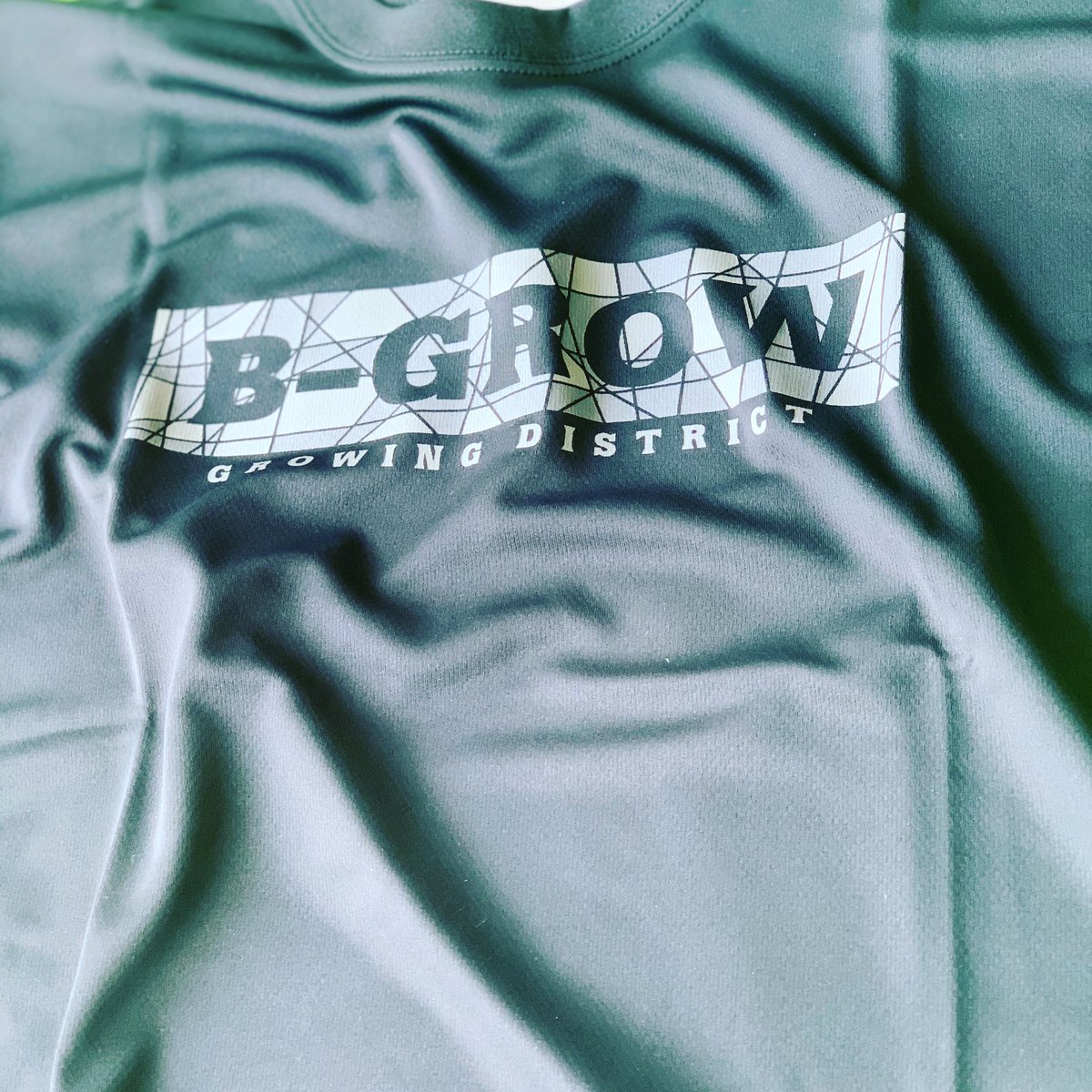 BGROW6's tweet photo. B-GROW
NEW ITEM..
Print Tshirt ...
#BGROW #ใใผใฐใญใผ #basketball #basket #basketballplayer #basketballislife #basketballtraining #basketballneverstops #tshirt https://t.co/O3wsETxDaq