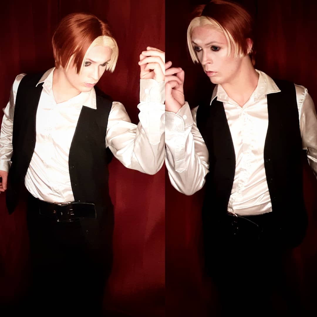 GingerPresley21's tweet photo. I was finally able to update my @DavidBowieReal impersonation with this amazing wig done by taniaalboniwigs_hmu on Instagram if there ever is a biopic it would b an honor to play 🖤⚡ #davidbowie #thinwhiteduke #lookalike #illusionist #mua @The_Real_IMAN @ManMadeMoon #starman https://t.co/OMxJQBZcVg
