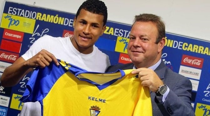 gradaderio's tweet photo. «Del Cádiz al Inter en cinco años, su progresión fue meteórica». @JeisonMurillo19 se reencuentra con el equipo gaditano y @daviddecoz, compañero suyo allí, recuerda aquella etapa del colombiano:  https://t.co/mMSf6NkuVB https://t.co/1cUoWY16It