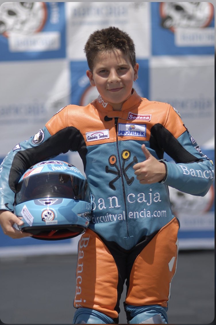 Me encontré la foto de <a href="/M16NO/">Andrea Migno</a> esta semana 👌 casualidades de la vida 💨💨💨 Es increíble lo que está trabajando este chico ✊✊✊
#migno
#Moto3 
#campeonatodelmundo 
#q3