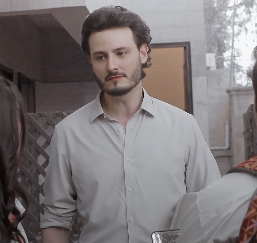 Itne saalon se tum na theek ho payin to kia yeh khaak hogi?Matlab gajab beizati #ChupkeChupke  #OsmanKhalidButt  #AyezaKhan