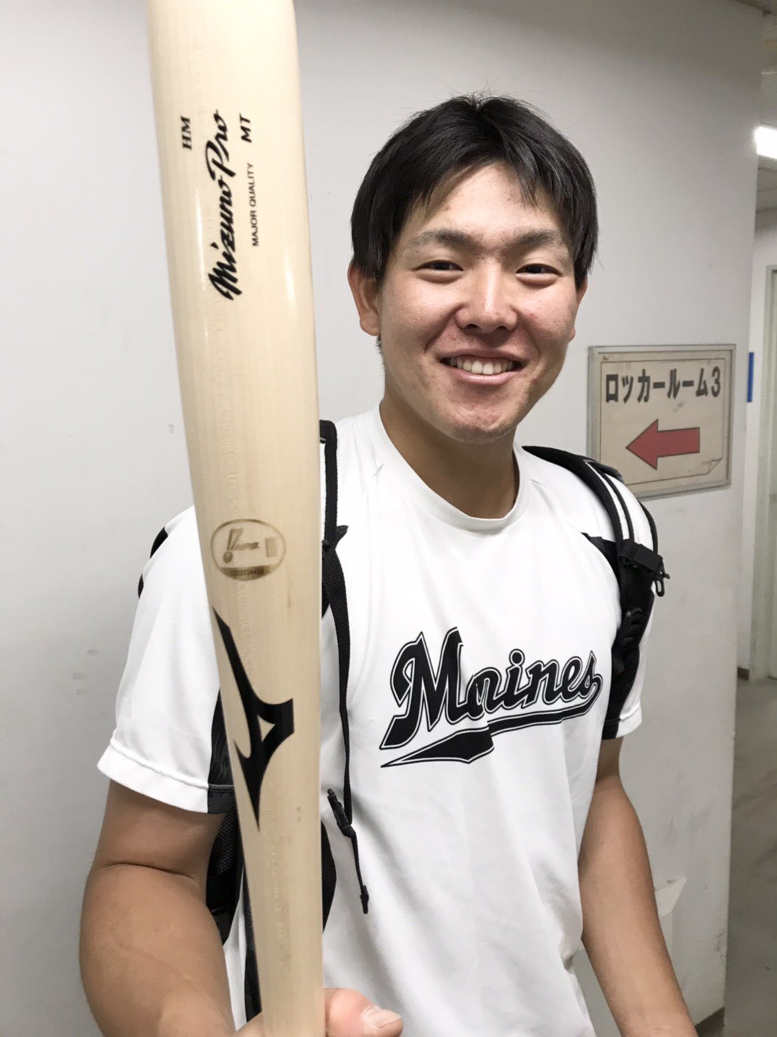 すべりこみ　安田尚憲選手　千葉ロッテ　バット　靴べら すべりこみ 安田尚憲選手 千葉ロッテ バット 靴べら - メルカリ
