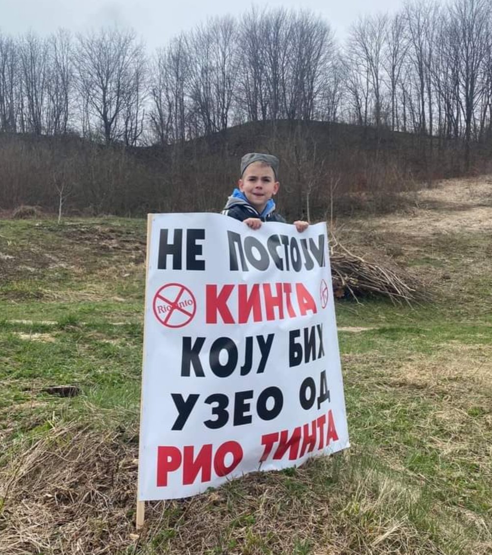 EzKtyQmUUAI51um
