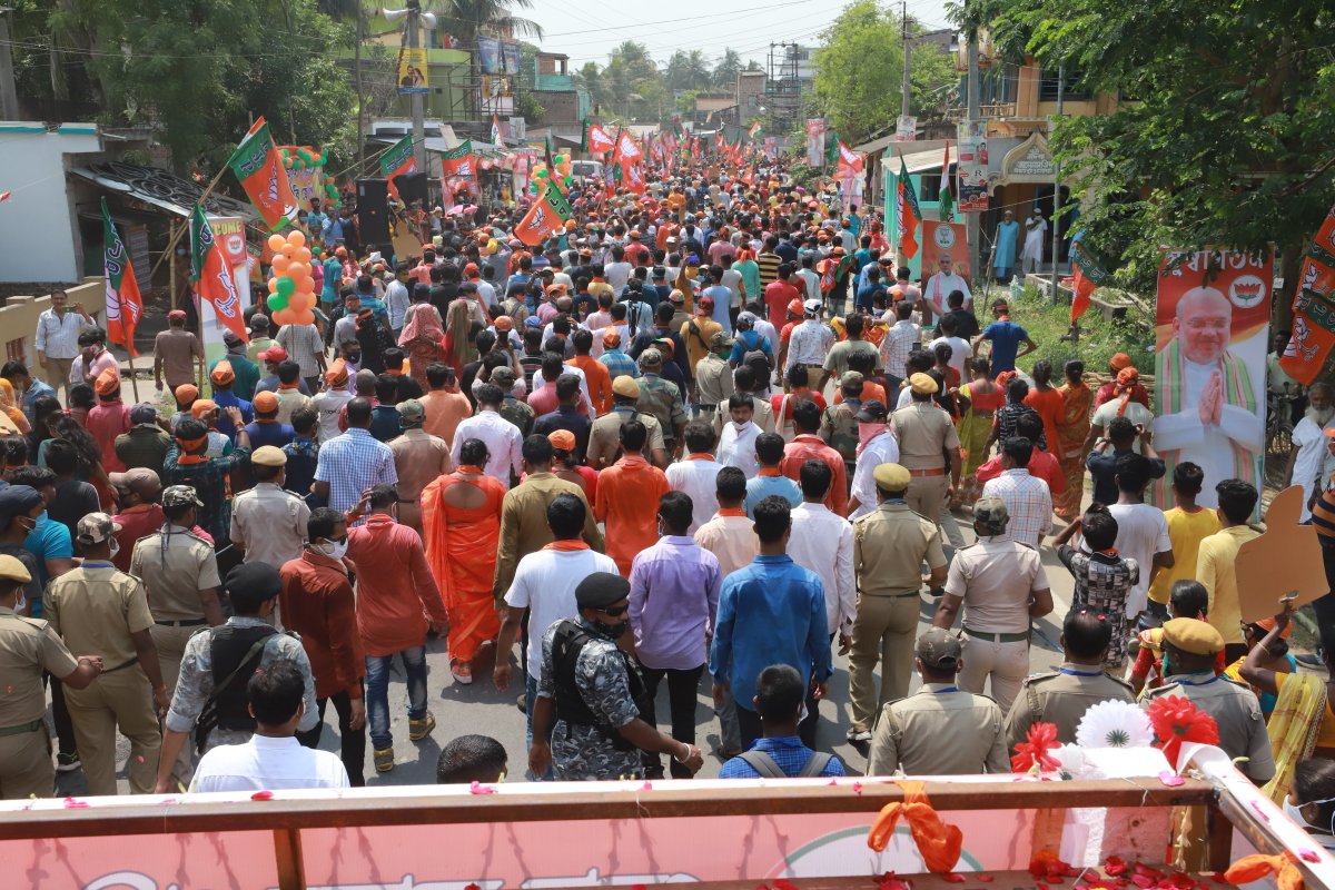 Pictures from the roadshow in Amdanga, West Bengal. #Vote4AsolPoriborton