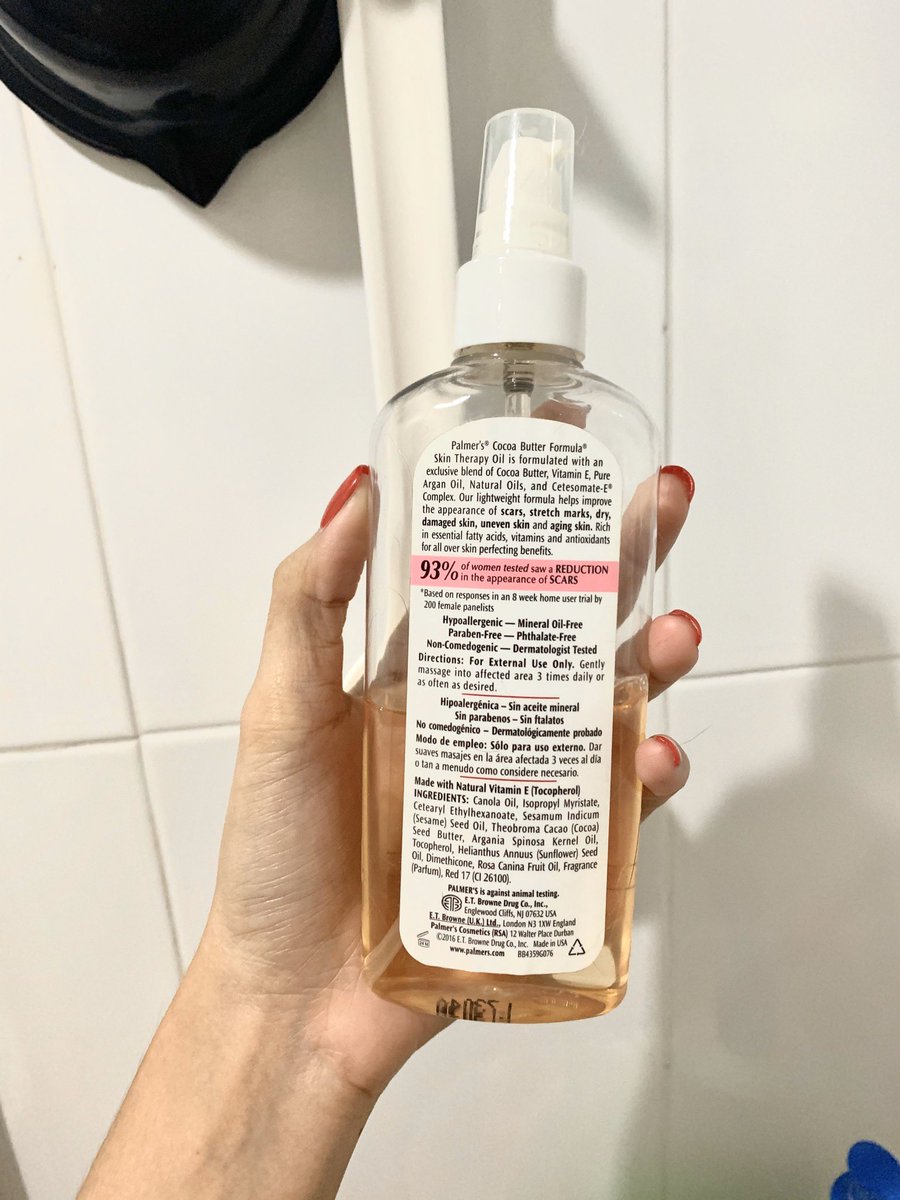 crush_on_cats's tweet image. Palmer’s ออยล์ตัวนี้ดีงามมากค่ะ รู้สึกว่าผิวที่ไม่สม่ำเสมอเริ่มดีขึ้น รอยแตกลายใหม่ๆ จางเร็ว ชอบที่เค้าลดรอยดำ รอยแผลต่างๆ ได้ดี ทาตอนอาบน้ำเสร็จใหม่ๆ ผิวหมาดๆหน่อย ผิวจะละเอียดและนุ่มมาก ตบท้ายด้วยโลชั่นอีกทีผิวสวยแน่นอน #ไว้รีวิวห้ามขายของโว้ยย #ใช้ดีบอกต่อ #ใช้แล้วชอบ