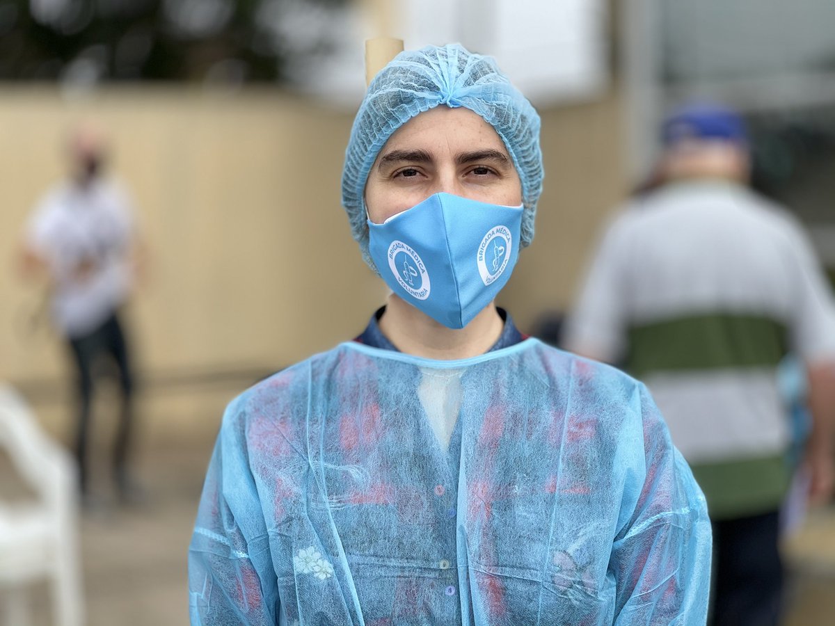 Este sábado una brigada de 450 médicos voluntarios se pusieron a disposición del <a href="/MSPUruguay/">Ministerio de Salud Pública – Uruguay</a> para ayudar en la vacunación donde se los necesite. Este sábado comenzaron por Pando pero seguirán colaborando en diferentes puntos. Hoy @veroperezpap en <a href="/TelemundoUY/">Telemundo</a>.