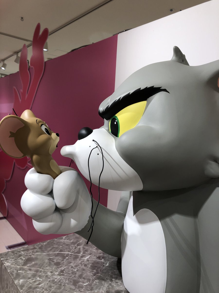 Yasuto S Tweet 阪神梅田にて トムとジェリーカートゥーン カーニバル 映画公開にあわせた展示 アニメの歴史 キャラクターの紹介や ヒグチユウコ さん 犬ん子 さんたちのコラボ作品があったりと楽しめました そしてヒグチさんのものも含めてグッズが充実して