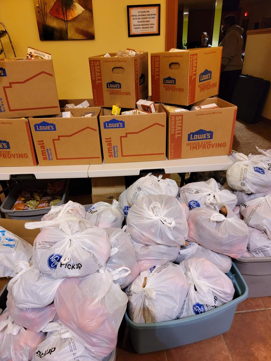 mutualaidwv's tweet photo. Food distribution at 12pm today!

504 Virginia St W, Charleston WV

12pm until gone https://t.co/uB5TX3WEnA
