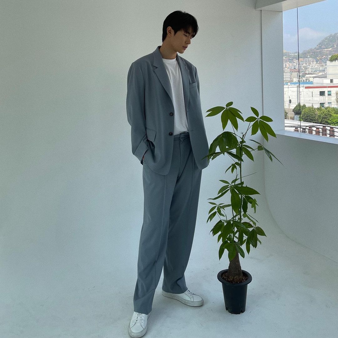 knk_infinite's tweet photo. Good night 😴 https://t.co/rKUvUAR47P