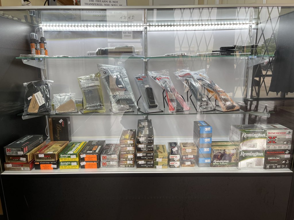 SAUEBLACKTX's tweet image. Black-Owned Outdoor Gear Shop and Gun Store In Houston

This is the perfect place in Houston to buy Fishing Gear, Hunting Gear, Rifles,  Handguns, Ammunition, Camping Supplies &amp;amp; More 🏕 🎣 

📍 Aim With A Purpose

4505 Hwy 6 N Suite 200-B, Houston, TX