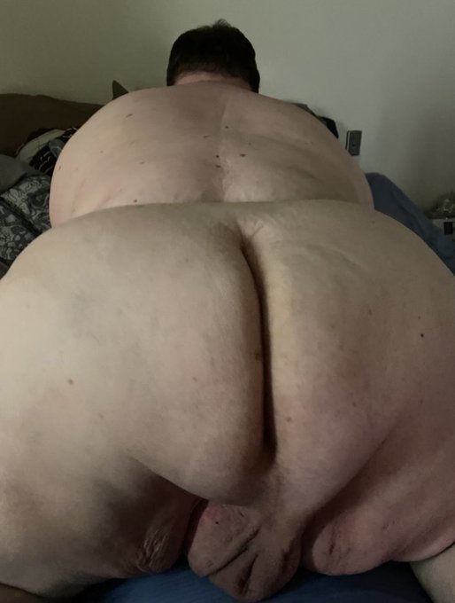 Woke up horny af! Someone fuck the hell out of me! https://t.co/5u95lmFjBN<a href="/tag/fatass"class="tags"><span>#fatass</span></a><a href="/tag/chubby"class="tags"><span>#chubby</span></a><a href="/tag/chub"class="tags"><span>#chub</span></a><a href="/tag/superchub"class="tags"><span>#superchub</span></a>
