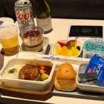 海外に行けない者たちによる、国際線機内食オフ!なんだか楽しそうw