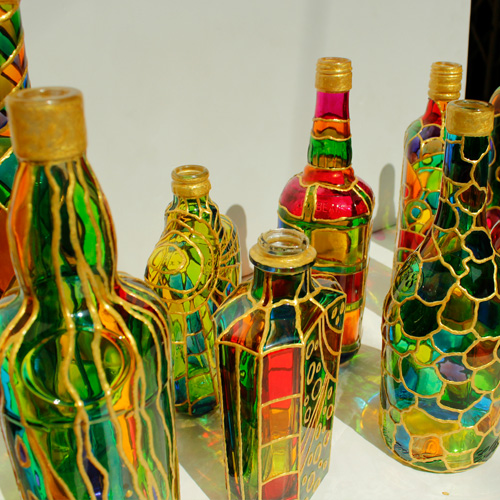 tranhkinhmau's tweet photo. #stainedglassbottle #glassart by anhduyart https://t.co/vtbXBc4b4n