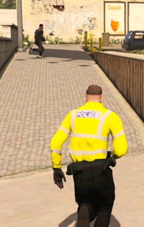 114_LThompson's tweet photo. Short foot pursuit later, and a quick tackle to the ground by a Trojan Officer and we have X1 detained and in custody - arrested for dangerous driving and failing to stop for Police.

@LERP_Official @LERP_ERPT https://t.co/wo2lrJz1fP